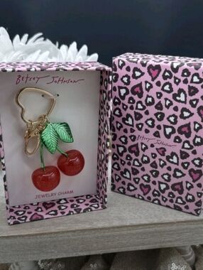 Betsey Johnson-Glitter Cherry 🍒 Keychain Bag Charm